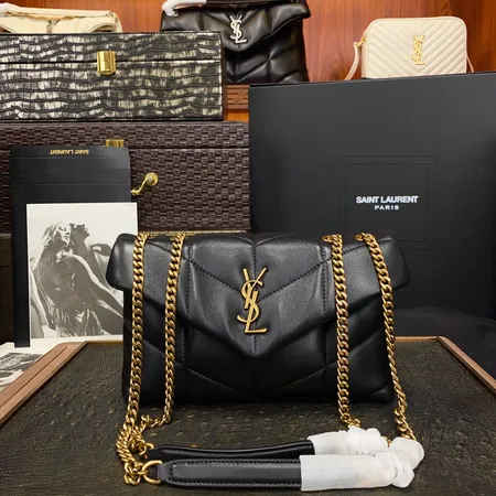 イブサンローラン ショルダーバッグ