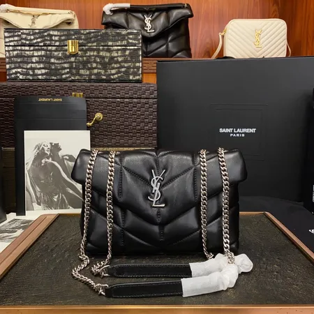 イブサンローラン ショルダーバッグ