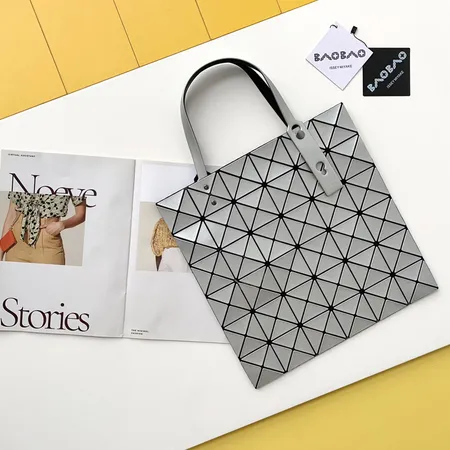 イッセイ ミヤケ ハンドバッグ