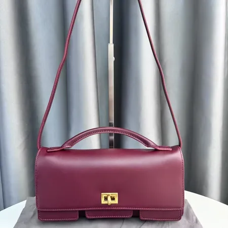 バレンシアガ ショルダーバッグ