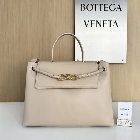 クロエ ハンドバッグ