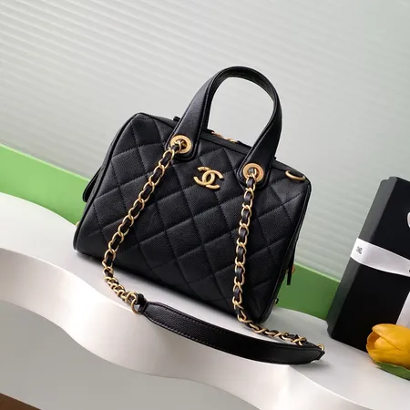 シャネル ハンドバッグ