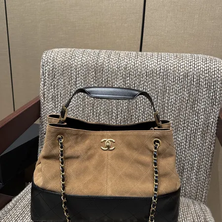 シャネル ハンドバッグ