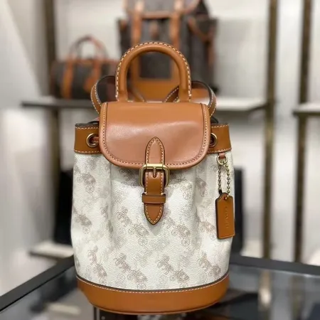 セリーヌ リュックサック