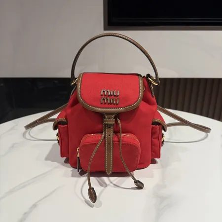 ミュウミュウ リュックサック