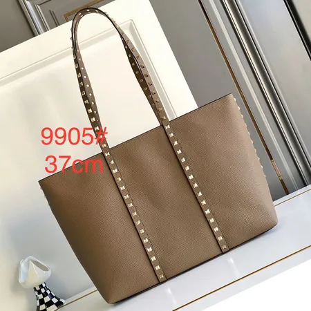 ヴァレンティノ ハンドバッグ