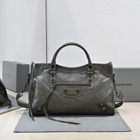 バレンシアガ ハンドバッグ