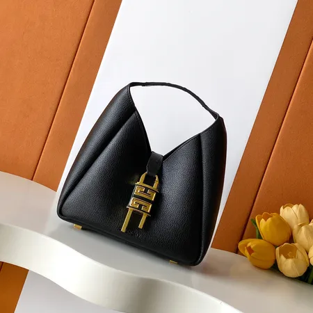 ジバンシィ ハンドバッグ