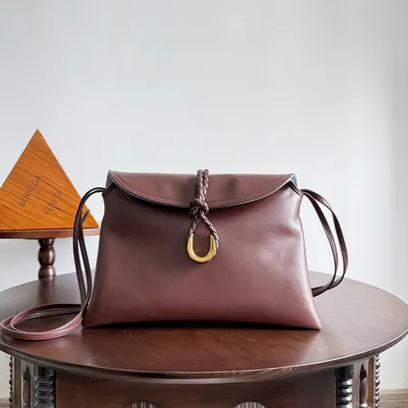 ボッテガ ヴェネタ ショルダーバッグ