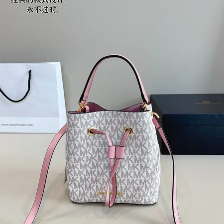 マイケルコース ハンドバッグ