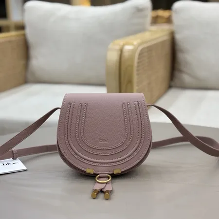 クロエ ショルダーバッグ