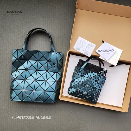 イッセイ ミヤケ ハンドバッグ