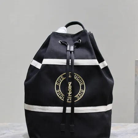 ジバンシィ リュックサック