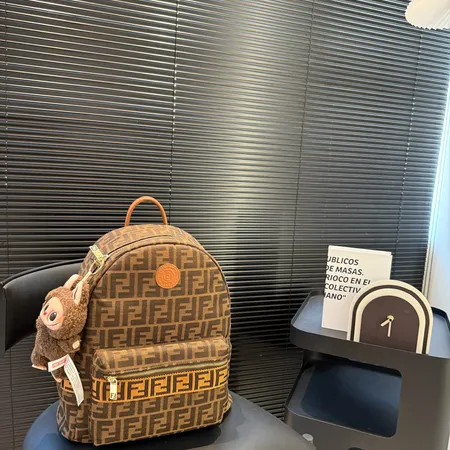 フェンディ リュックサック