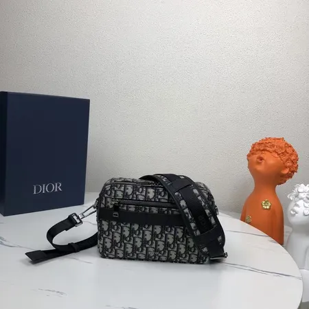 ディオール ショルダーバッグ