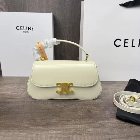 バレンシアガ ショルダーバッグ