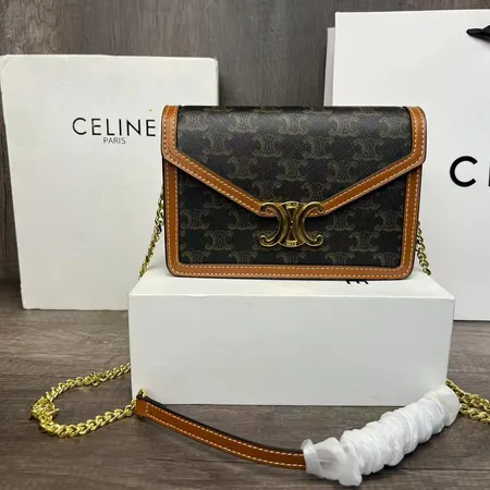 バレンシアガ ショルダーバッグ