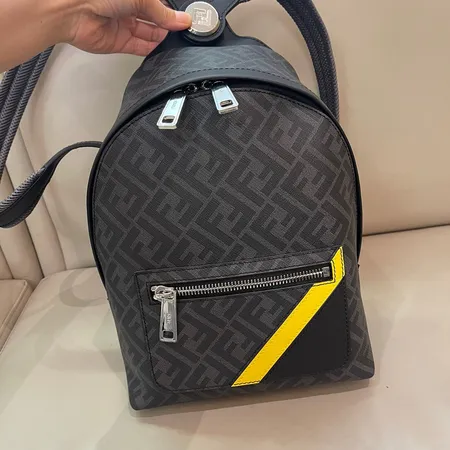 フェンディ リュックサック