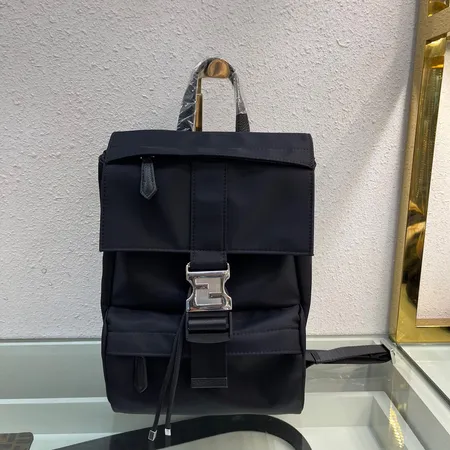 フェンディ リュックサック