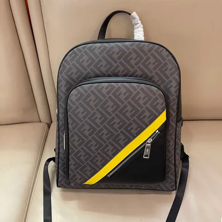 フェンディ リュックサック