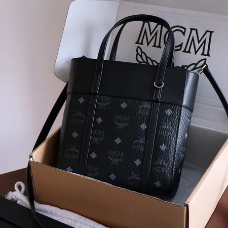 エムシーエム ハンドバッグ