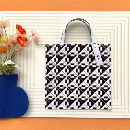 イッセイ ミヤケ ハンドバッグ