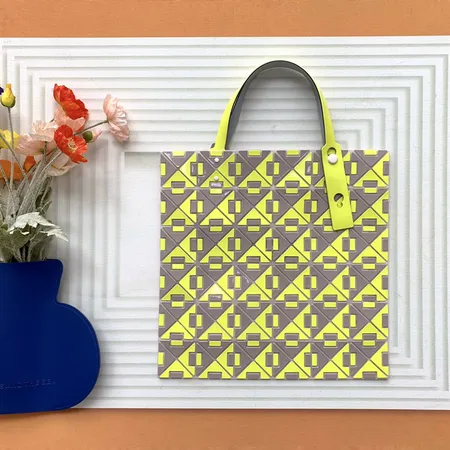 イッセイ ミヤケ ハンドバッグ