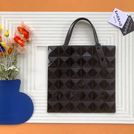 イッセイ ミヤケ ハンドバッグ