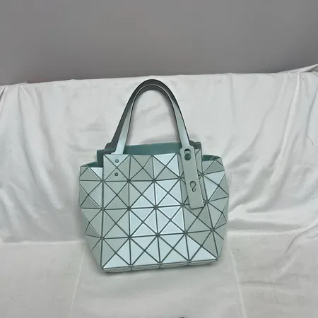 イッセイ ミヤケ ハンドバッグ