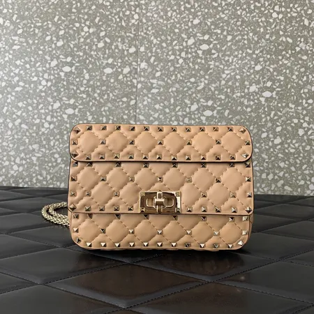 クロエ ショルダーバッグ