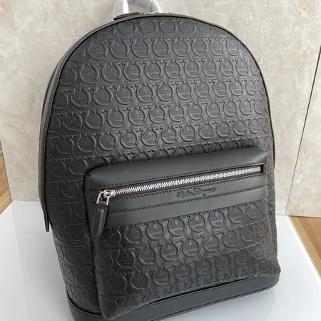 ボッテガ ヴェネタ リュックサック