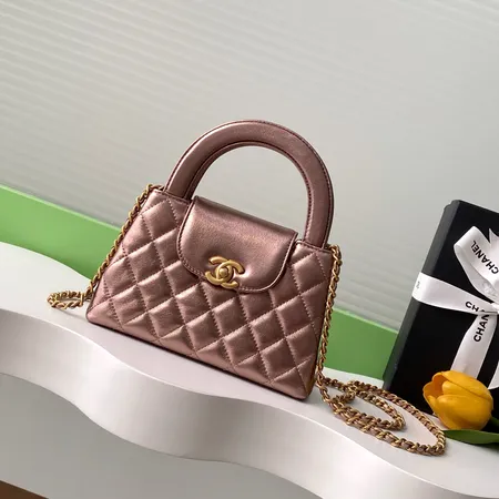 シャネル ハンドバッグ