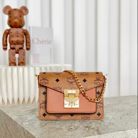 エムシーエム ハンドバッグ