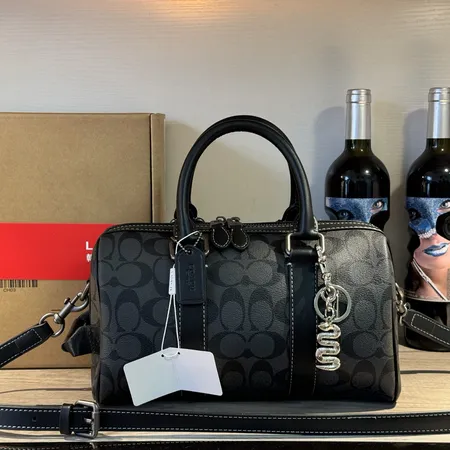 コーチ ショルダーバッグ