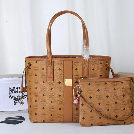 エムシーエム ショルダーバッグ