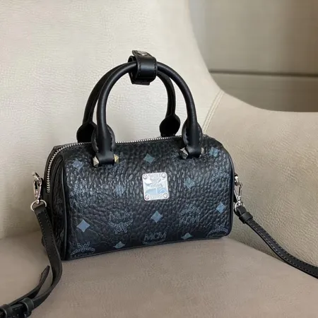 エムシーエム ハンドバッグ