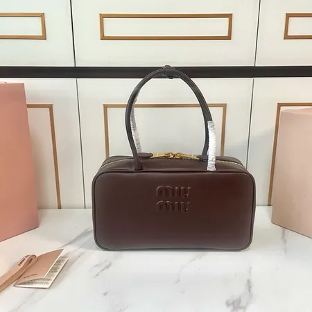 モスキーノ ハンドバッグ