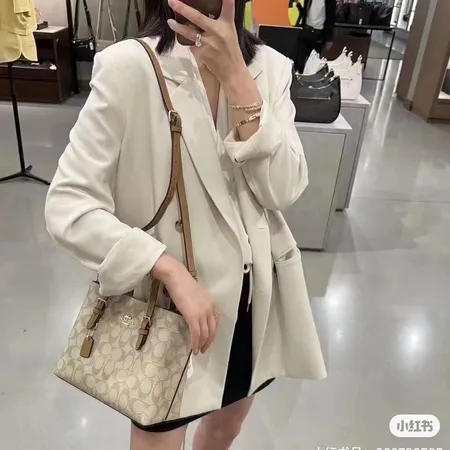 コーチ ショルダーバッグ