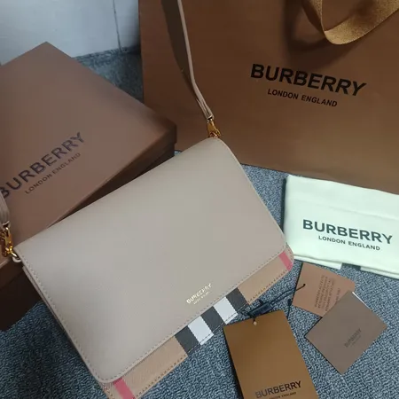 バーバリー ス ショルダーバッグ