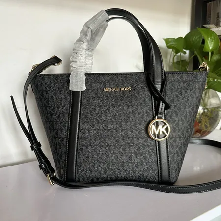 ブルガリ ハンドバッグ