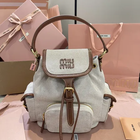 ミュウミュウ リュックサック