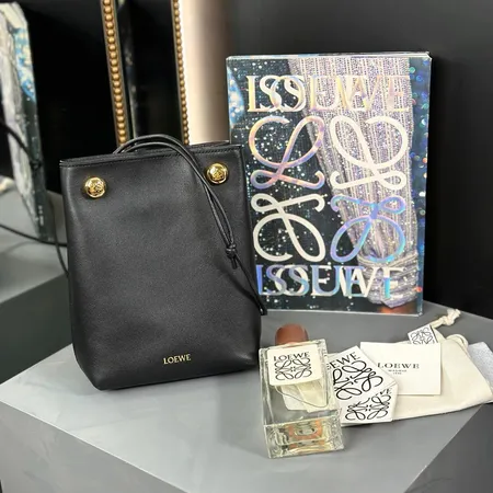 ロエベ ショルダーバッグ