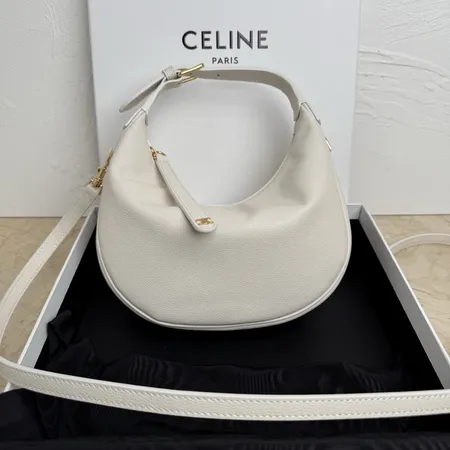 セリーヌ ショルダーバッグ