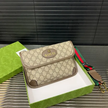 グッチ ショルダーバッグ