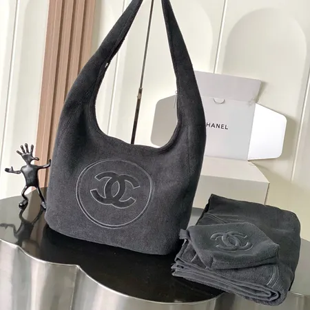 シャネル ハンドバッグ