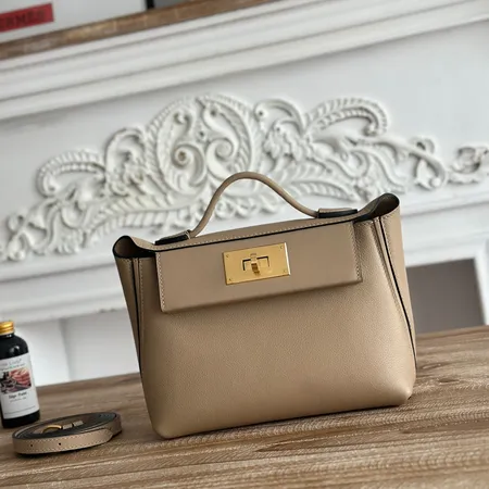 エルメス ショルダーバッグ