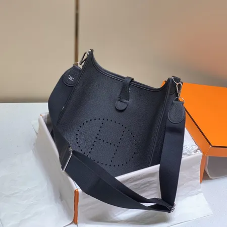 エルメス ショルダーバッグ