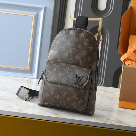 グッチ ショルダーバッグ