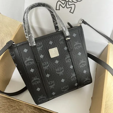 エムシーエム ハンドバッグ