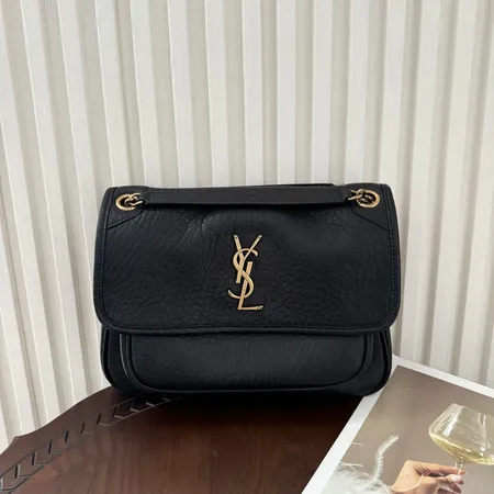 プラダ ショルダーバッグ